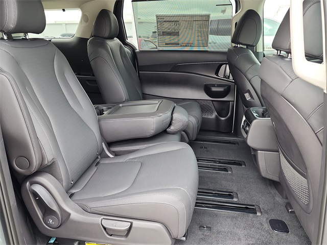2026 Kia Carnival SX Prestige photo 14
