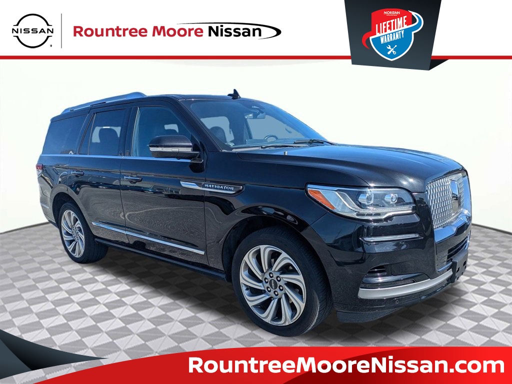 2022 Lincoln Navigator Reserve's photo