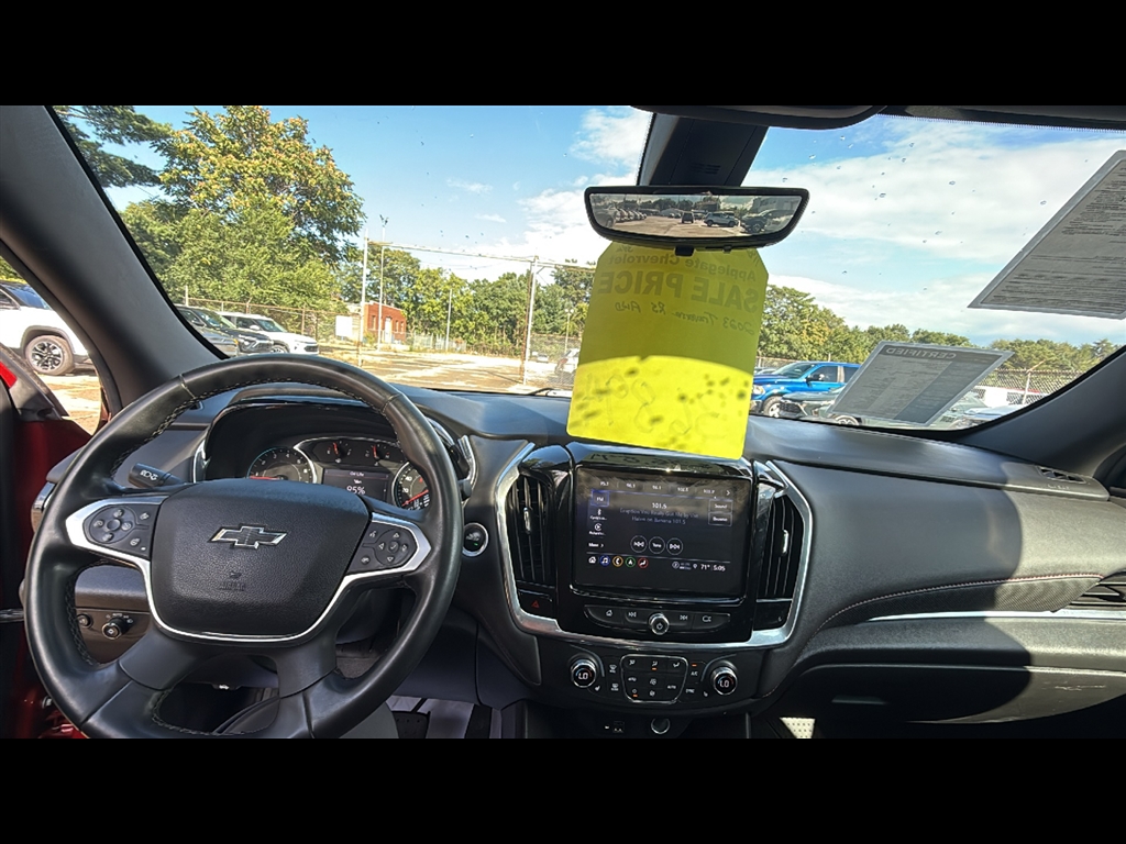 2023 Chevrolet Traverse RS photo 9