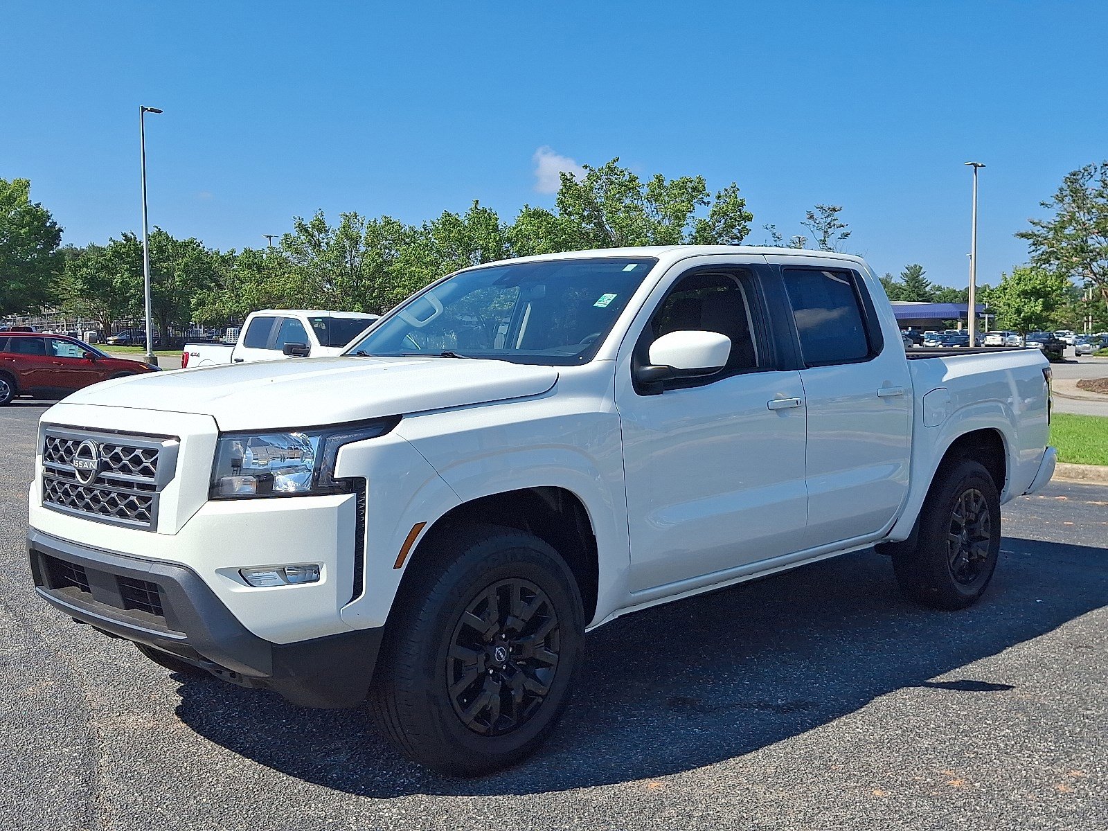 2024 Nissan Frontier SV photo 3