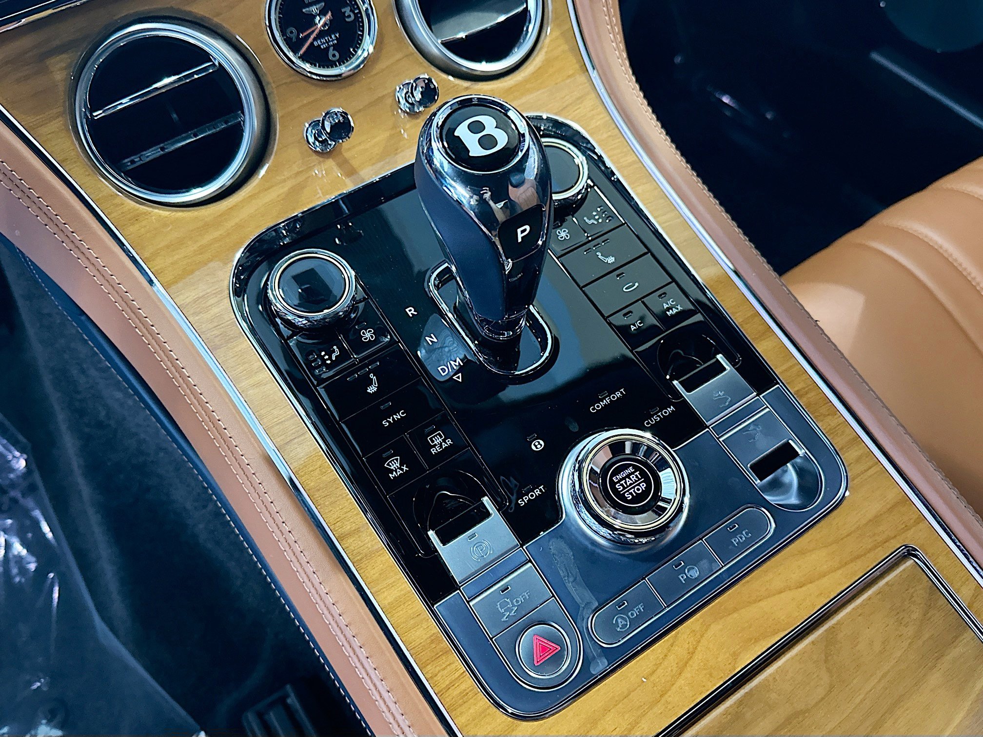 2022 Bentley Continental GT V8 photo 15