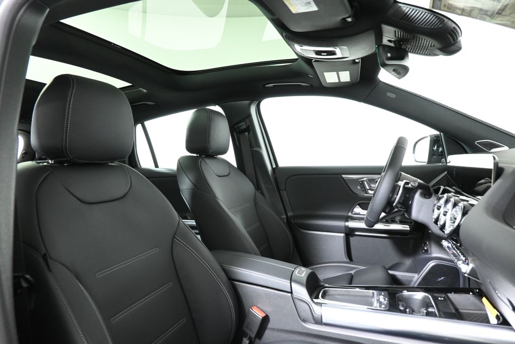 2025 Mercedes Benz GLA AMG 35 4MATIC photo 21