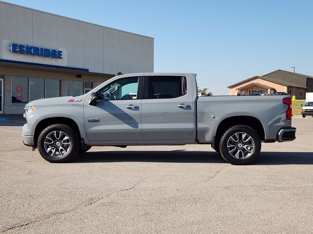2025 Chevrolet Silverado 1500 RST photo 4