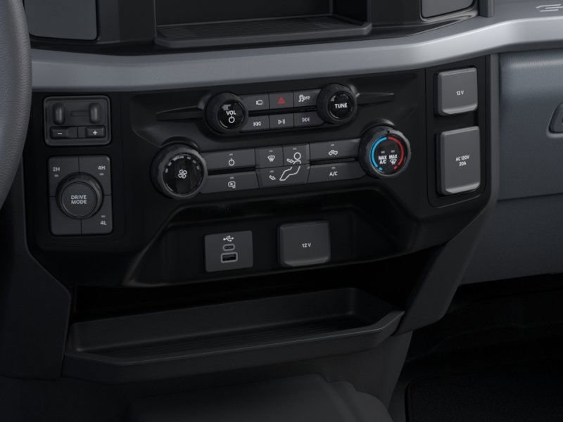 2026 Ford F-450 photo 13