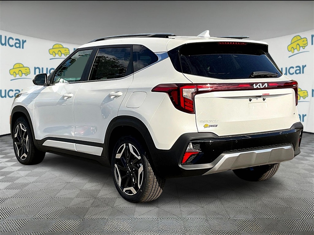 2026 Kia Seltos SX photo 3