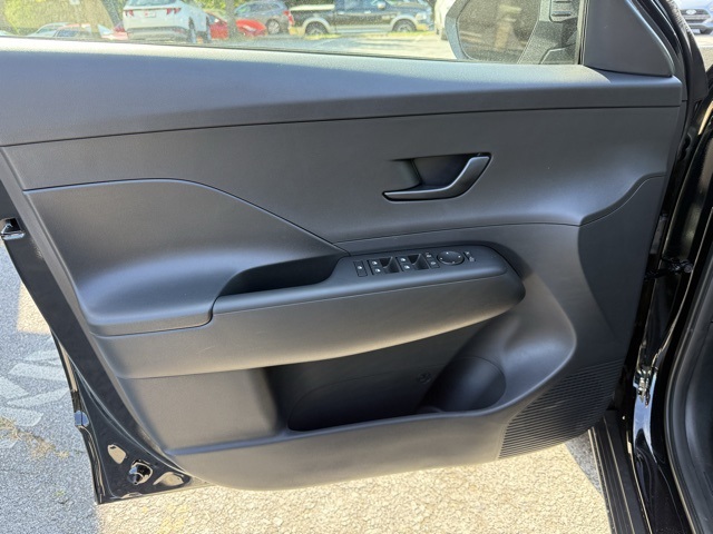 2026 Hyundai Kona SEL photo 6