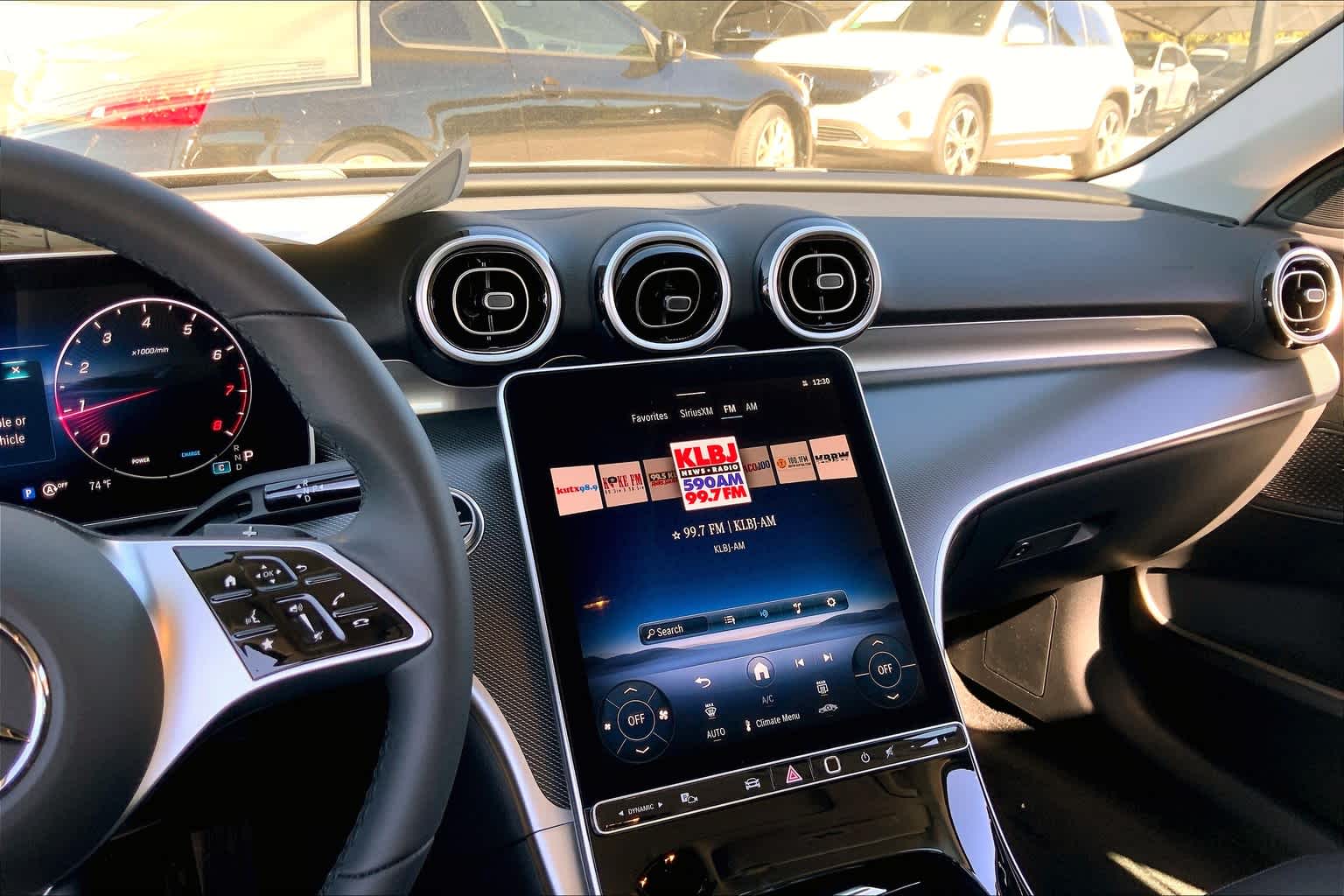 2025 Mercedes Benz C 300 photo 8