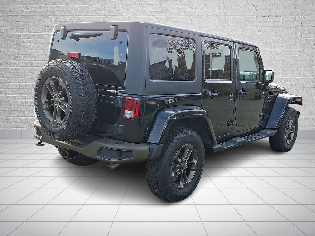 2016 Jeep Wrangler Unlimited Sahara photo 4