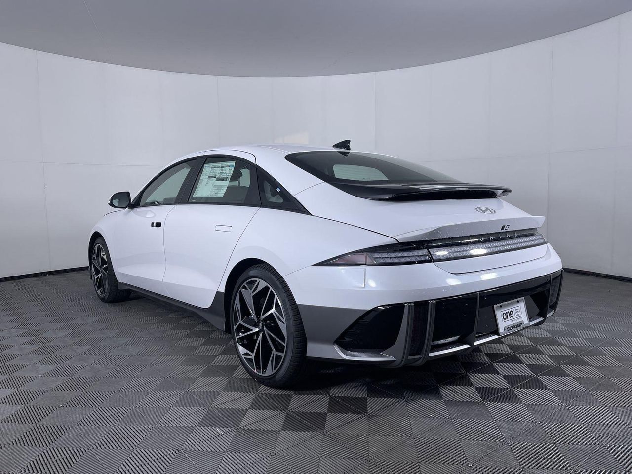 2025 Hyundai Ioniq 6 SEL photo 7