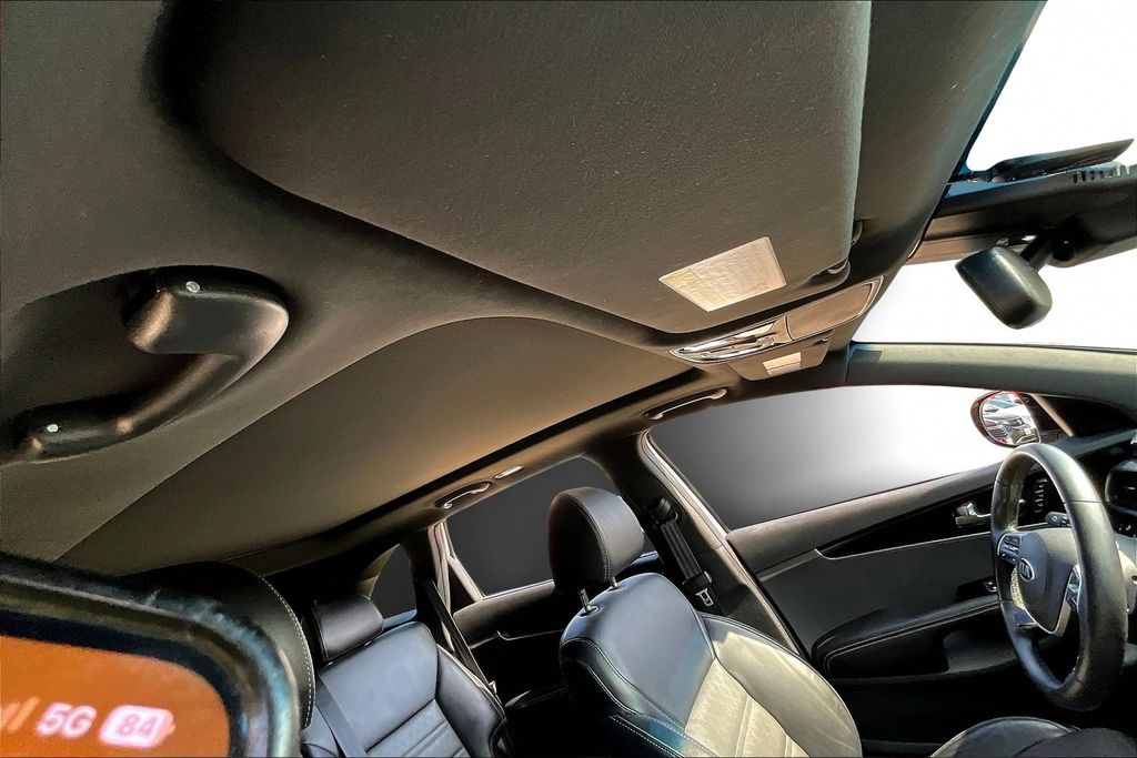 2019 Kia Sorento SX Limited photo 24