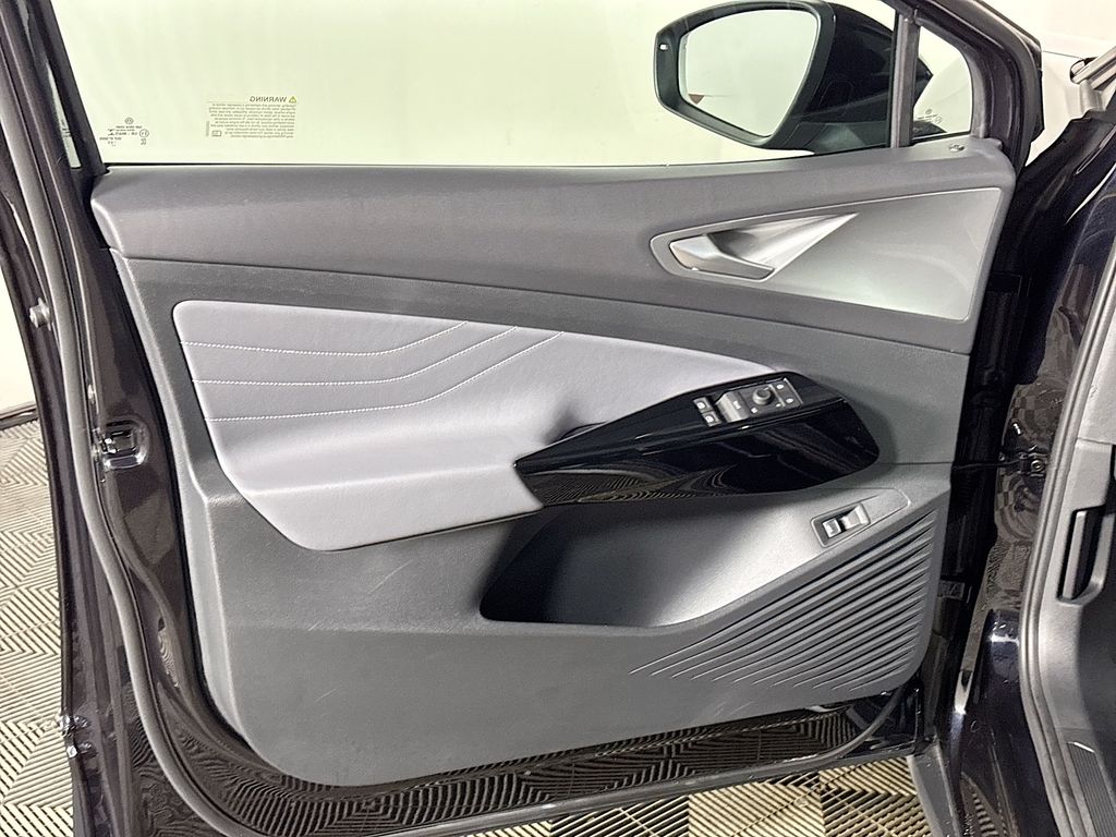 2023 Volkswagen ID.4 Pro S photo 10