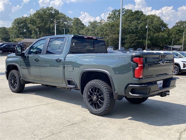 2026 Chevrolet Silverado 2500HD LT photo 2