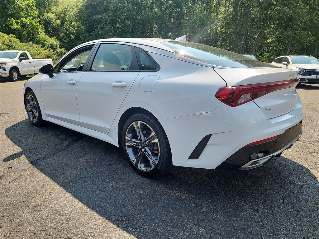 2022 Kia K5 LXS photo 4