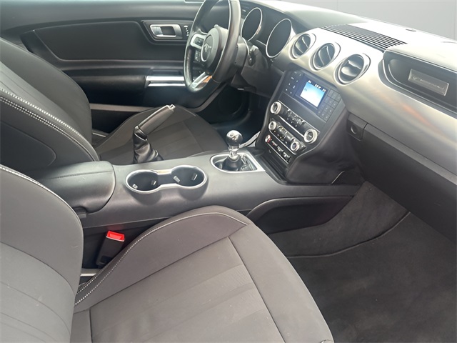 2022 Ford Mustang GT photo 31