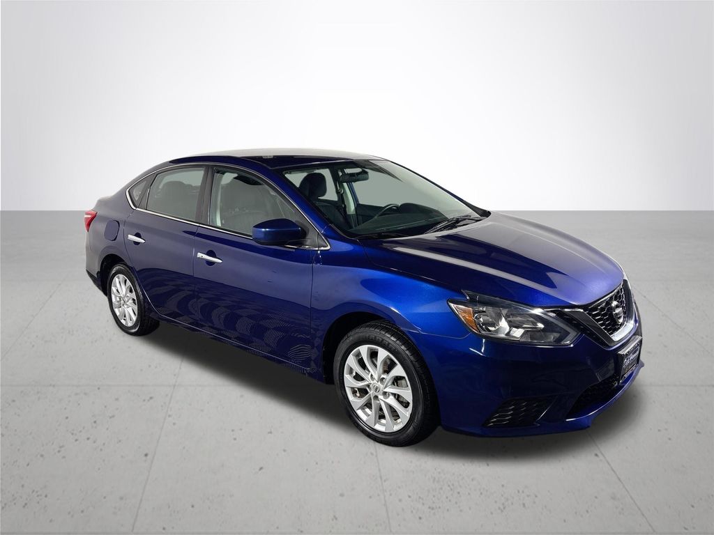 2018 Nissan Sentra SV photo 4