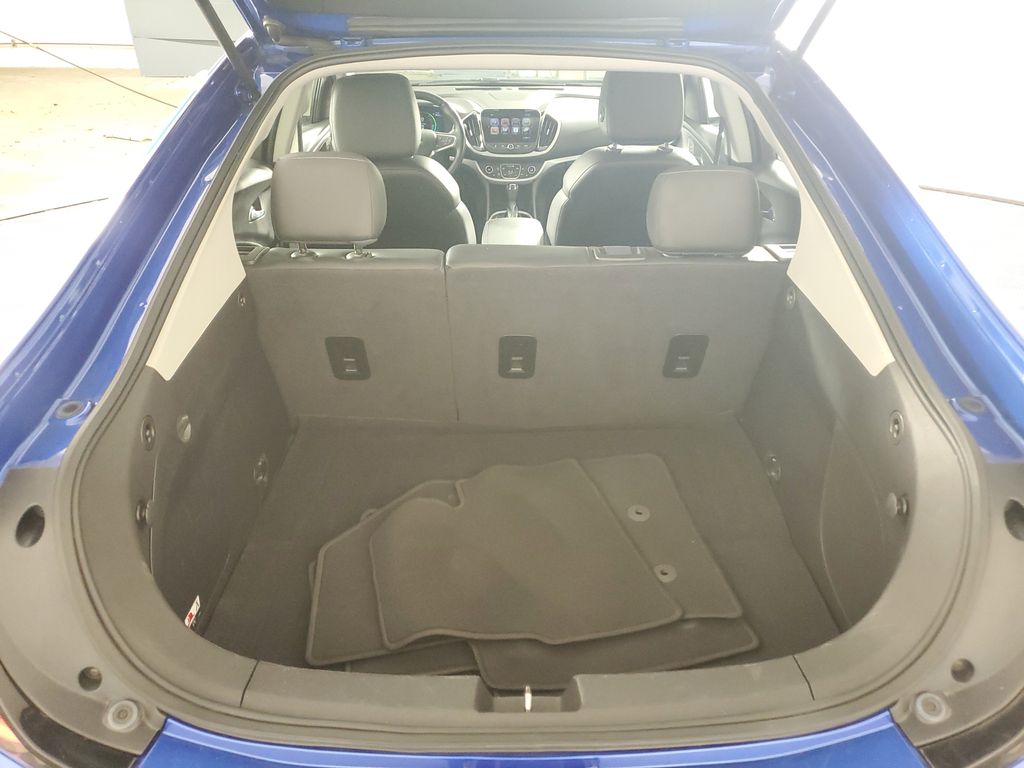 2016 Chevrolet Volt LT photo 29