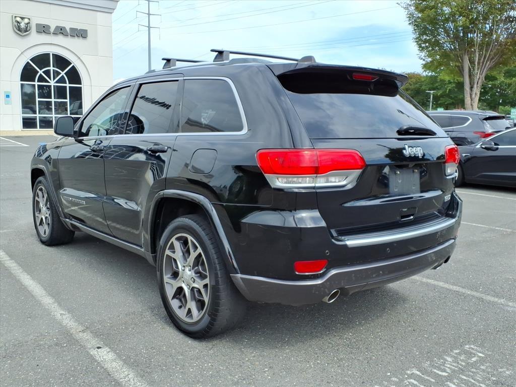 2018 Jeep Grand Cherokee Sterling Edition photo 3