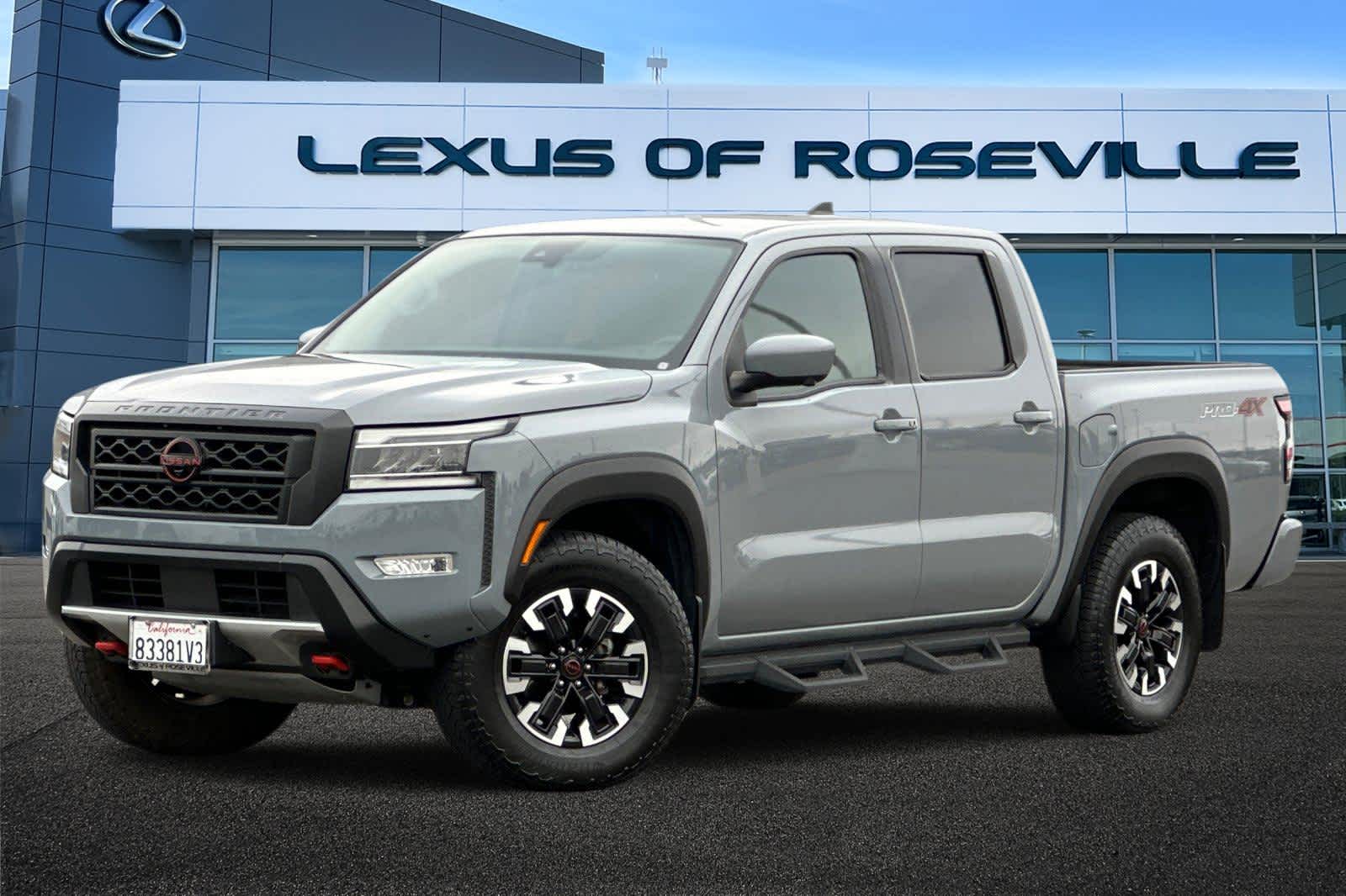2023 Nissan Frontier PRO-4X's photo
