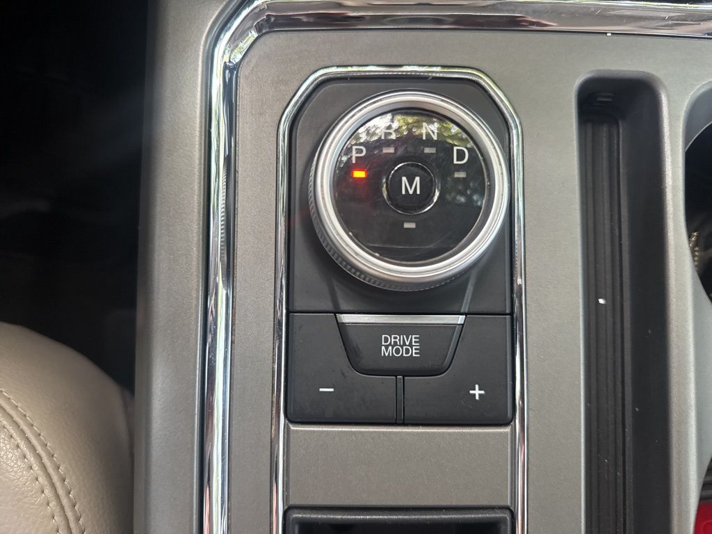 2021 Ford Expedition MAX XLT photo 15