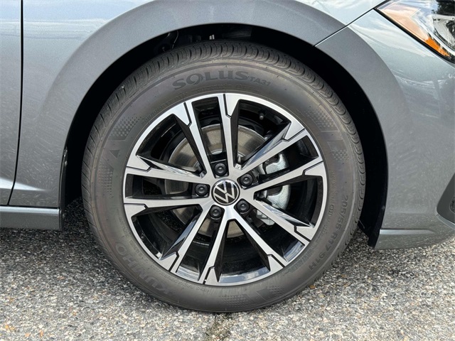 2025 Volkswagen Jetta 1.5T Sport photo 8