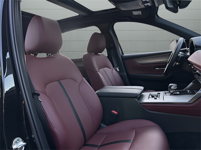 2025 Mazda CX-70 Premium Plus photo 29