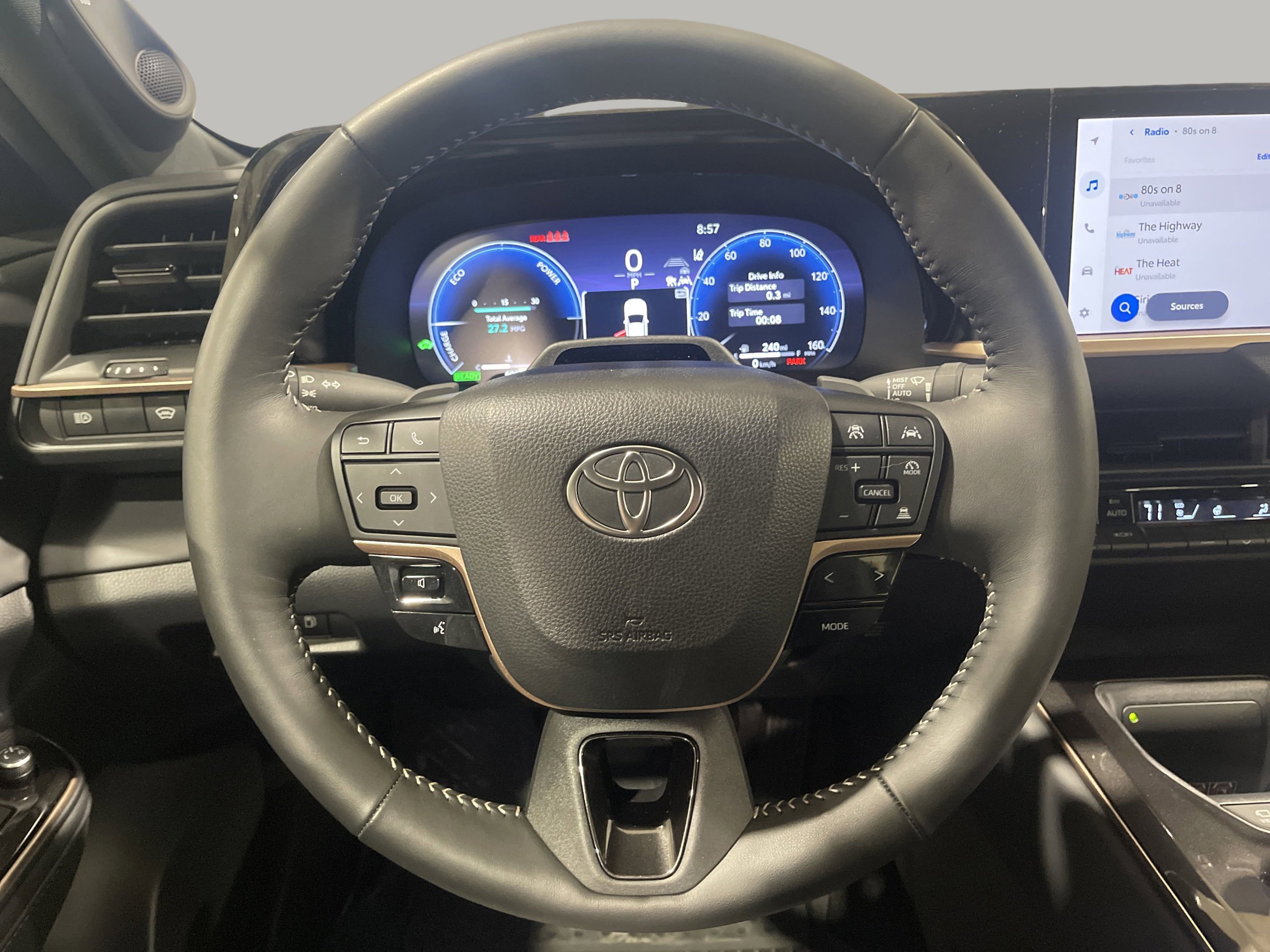 2025 Toyota Crown Platinum photo 13