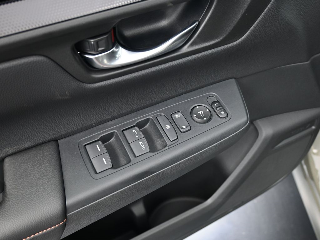 2026 Honda CR-V Hybrid photo 11
