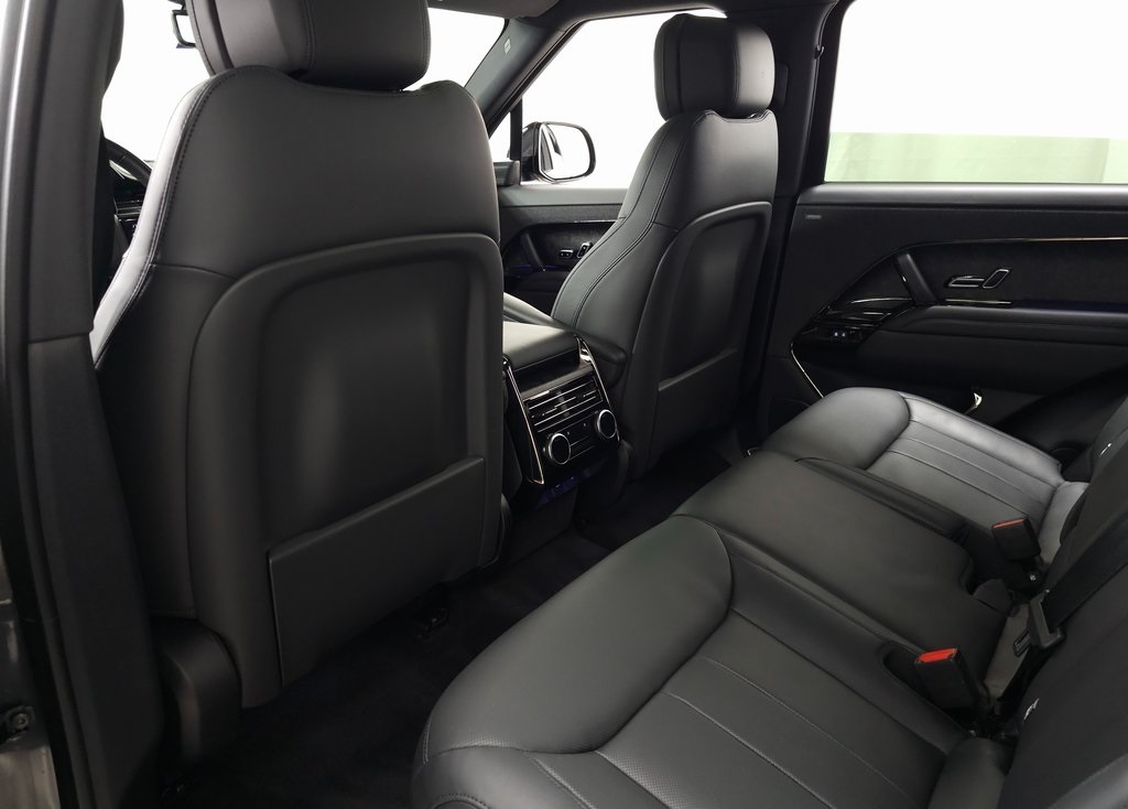 2025 Land Rover Range Rover Sport SE photo 28