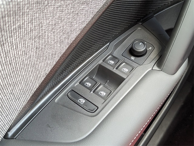 2025 Volkswagen Tiguan S photo 22