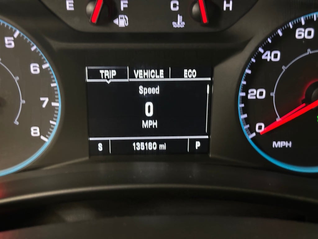 2020 Chevrolet Equinox LS photo 9