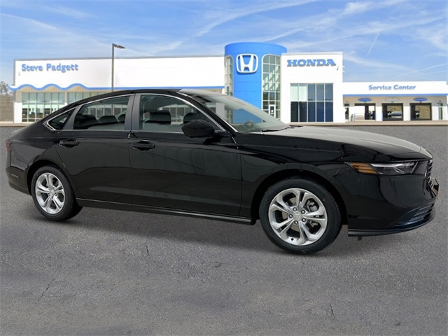 2025 Honda Accord LX photo 4
