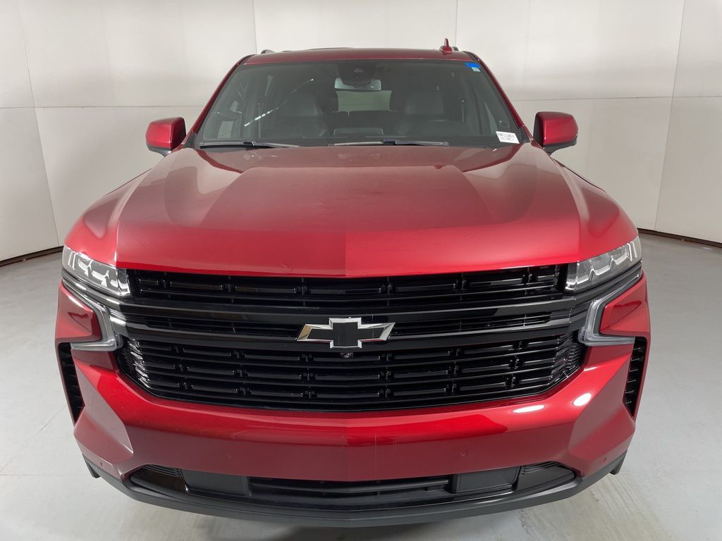 2024 Chevrolet Suburban RST photo 3