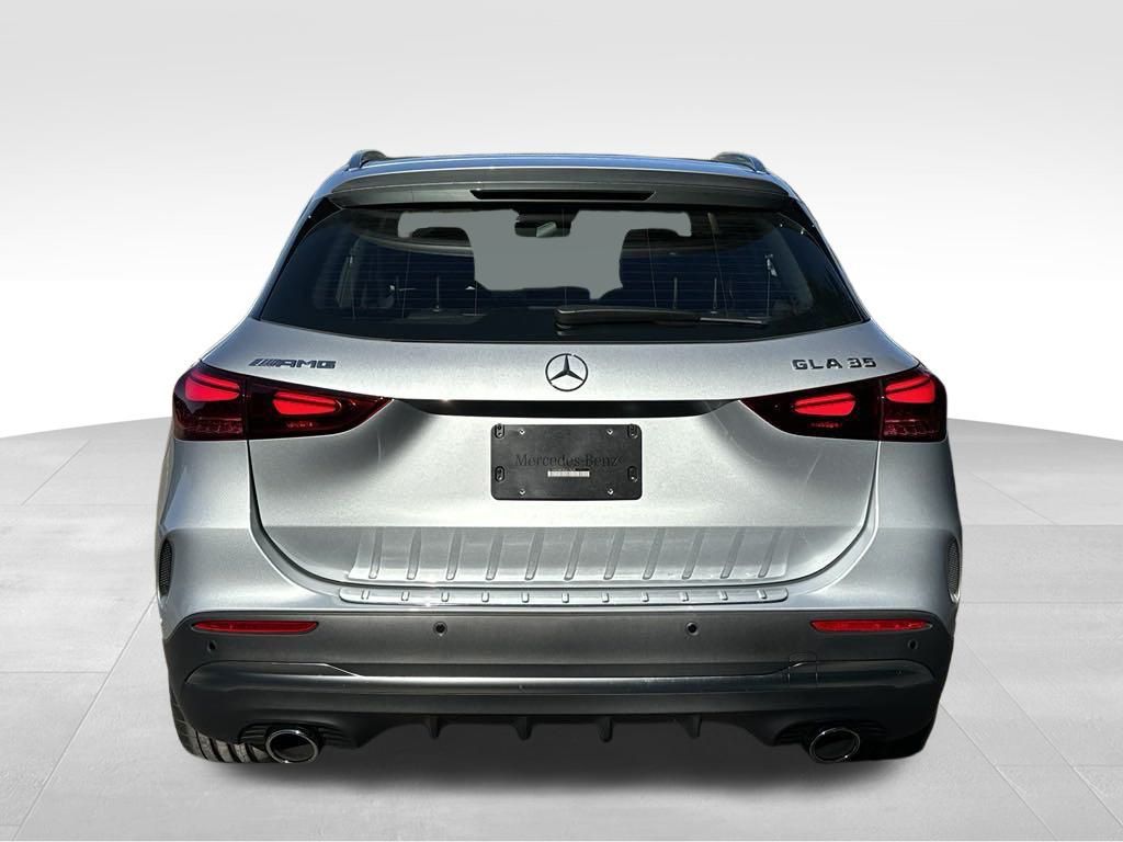 2024 Mercedes Benz GLA 35 AMG 4MATIC photo 4