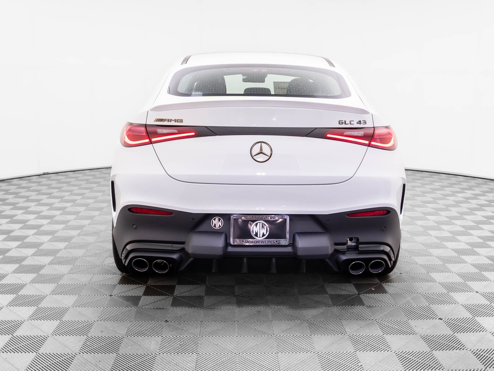 2026 Mercedes Benz GLC 43 AMG 4MATIC photo 3
