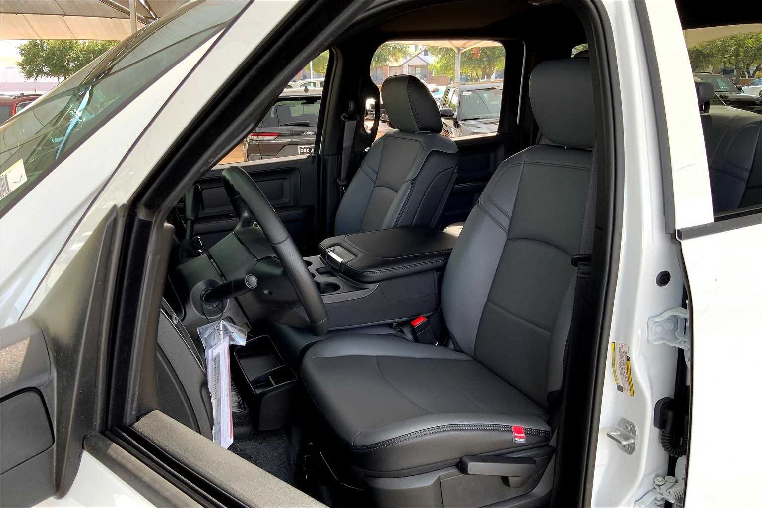 2026 Ram 4500 Tradesman photo 9