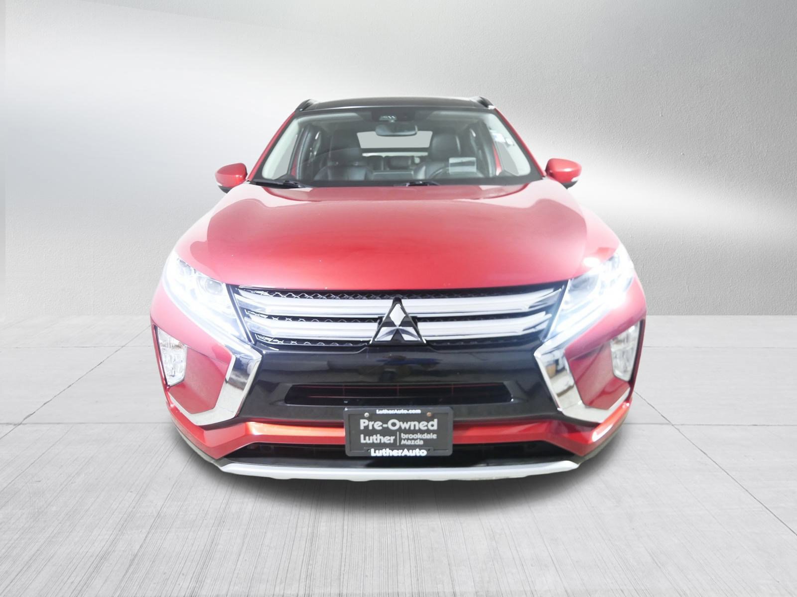 2018 Mitsubishi Eclipse Cross SEL photo 2