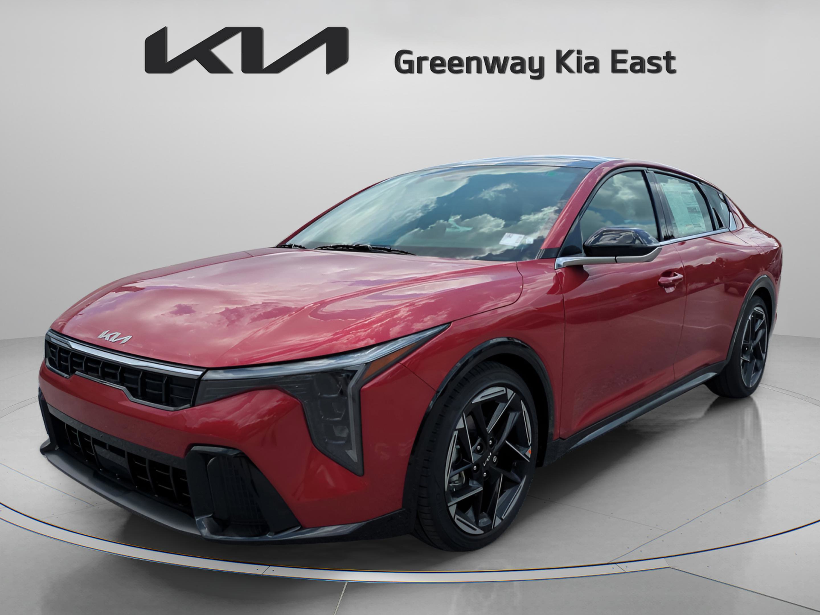 2025 Kia K4 GT-Line photo 3