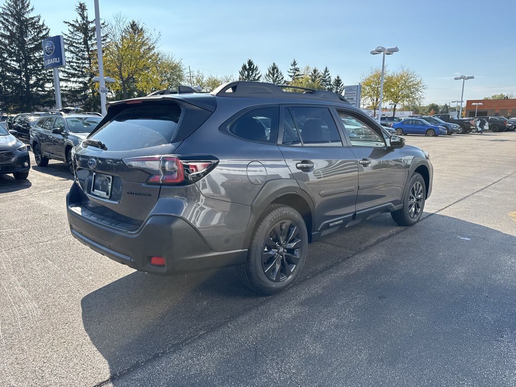 2025 Subaru Outback Onyx Edition photo 3