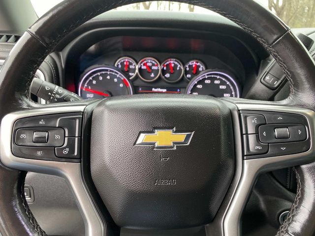 2022 Chevrolet Silverado 1500 LT photo 9