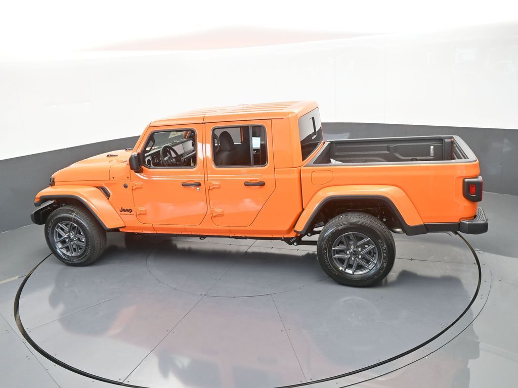 2025 Jeep Gladiator Sport S photo 35
