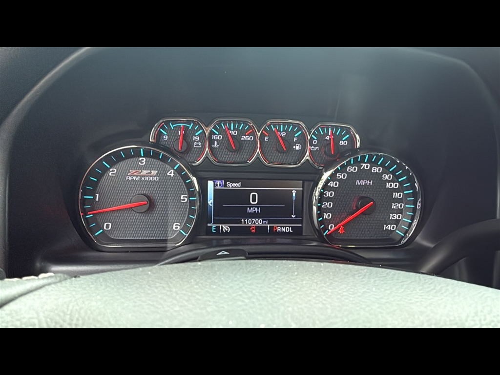 2018 Chevrolet Silverado LT photo 13