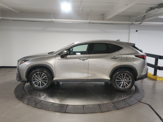 2025 Lexus NX 350 Premium photo 2