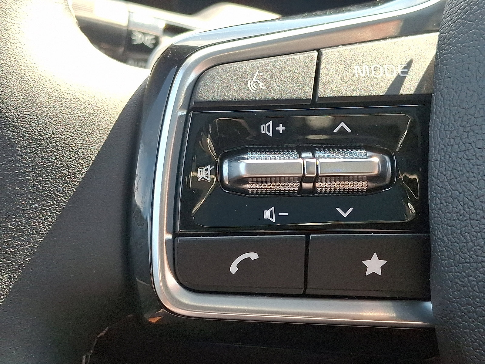 2024 Kia Sorento X-Pro SX Prestige photo 20