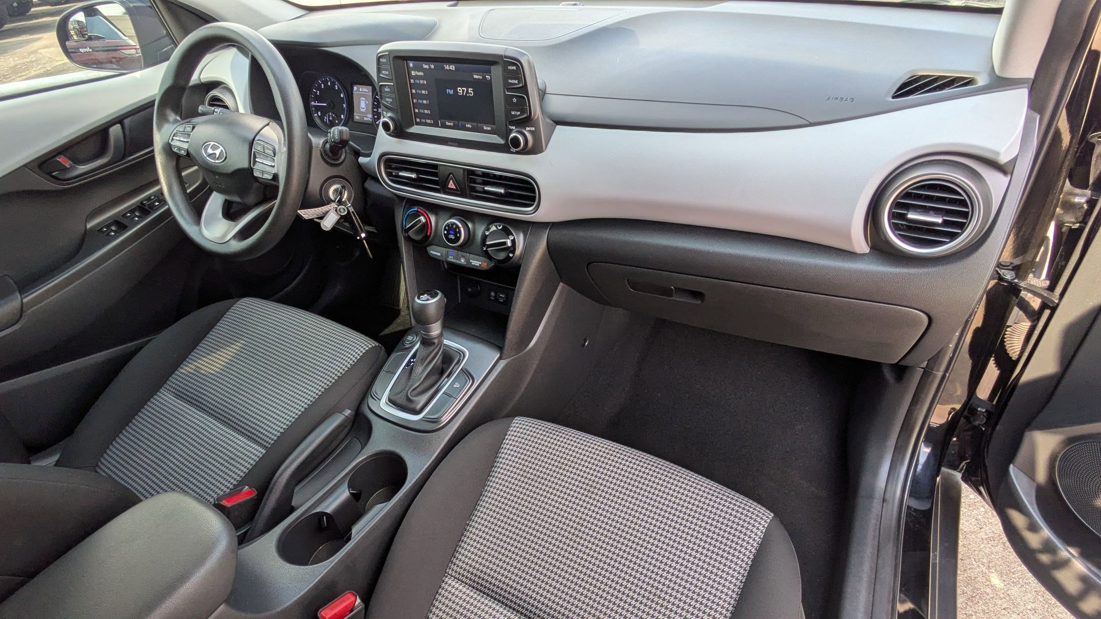 2020 Hyundai Kona SE photo 28