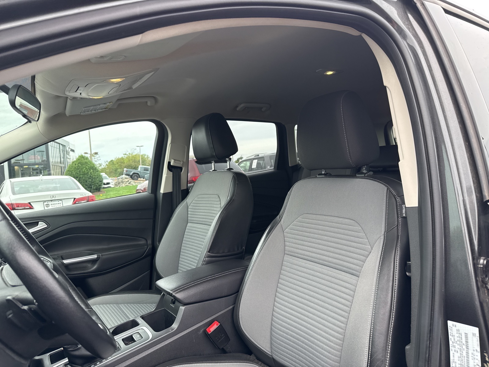 2017 Ford Escape SE photo 6
