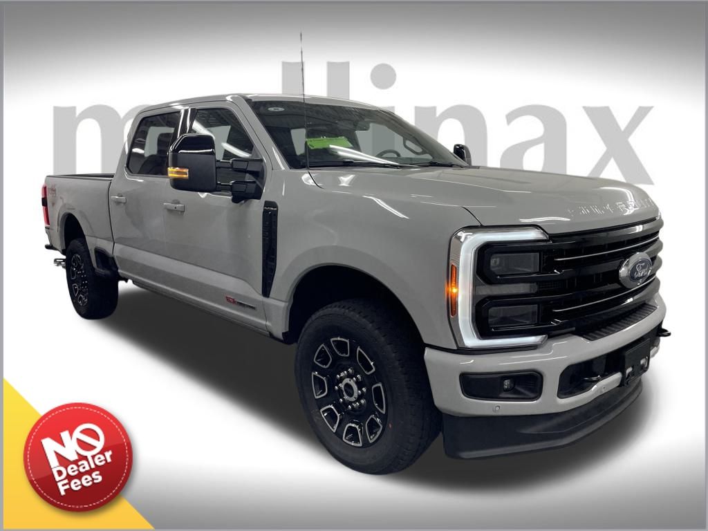 2026 Ford F-250 Super Duty Platinum's photo