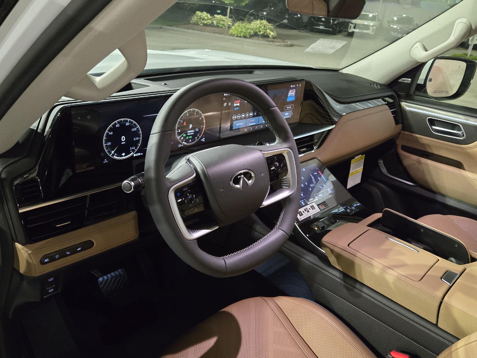 2026 Infiniti QX80 Luxe photo 5
