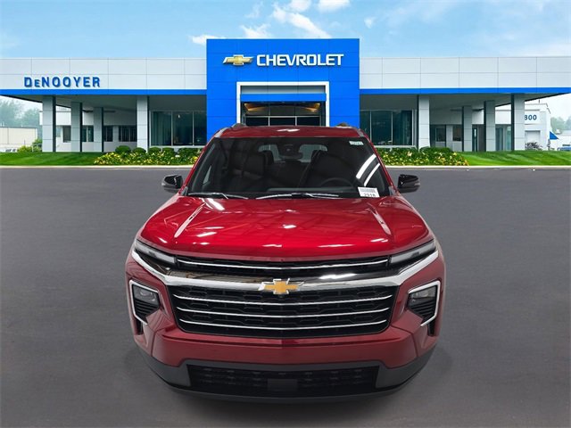 2026 Chevrolet Traverse photo 2
