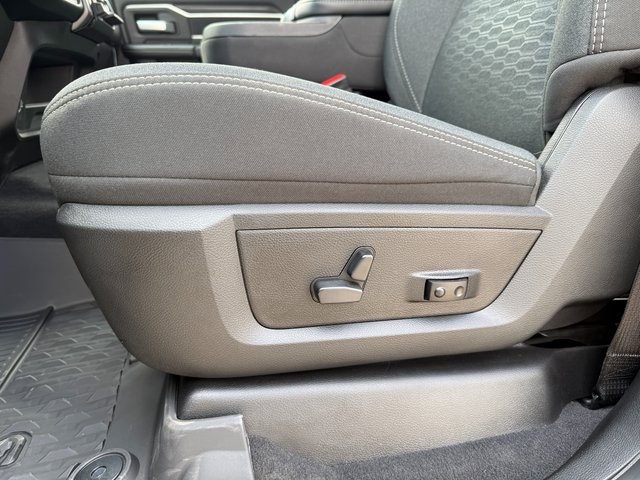 2025 Ram 3500 Big Horn photo 24