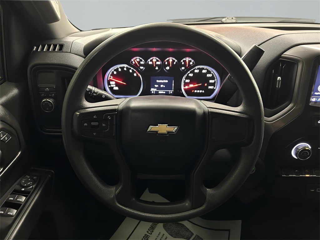 2022 Chevrolet Silverado 1500 Custom photo 10